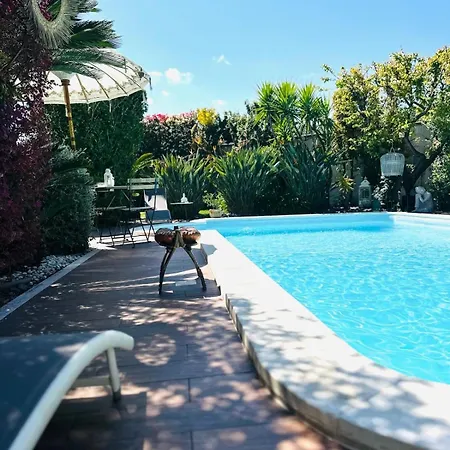 Bed and breakfast La 3*