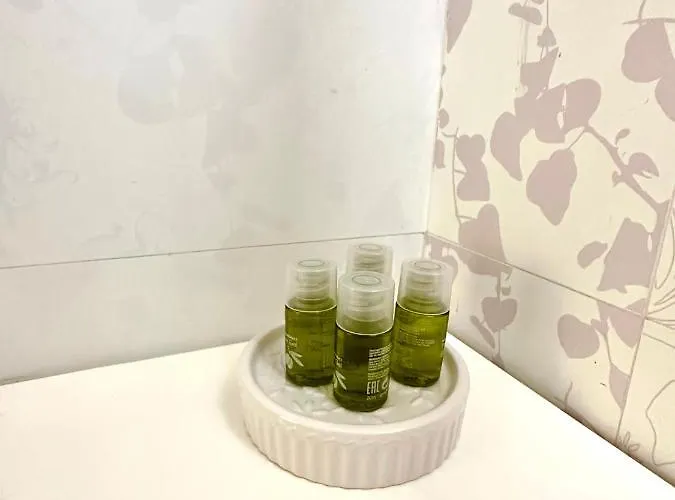 La Casa (adults Only) Bed and Breakfast 3*