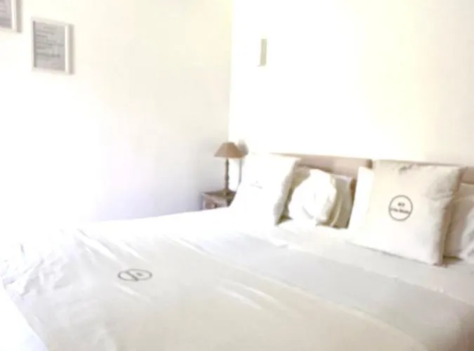 La Casa (adults Only)