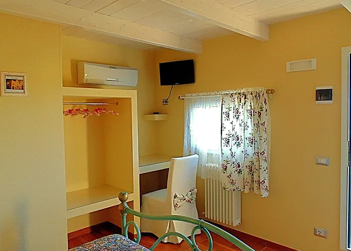 Bed and Breakfast La Casa (adults Only) Μπάρι