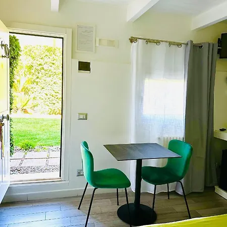 فندق مبيت وإفطار La Casa (adults Only) 3*