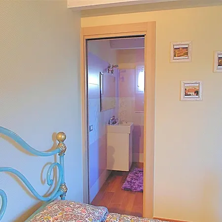 Bed & Breakfast La Casa (adults Only)